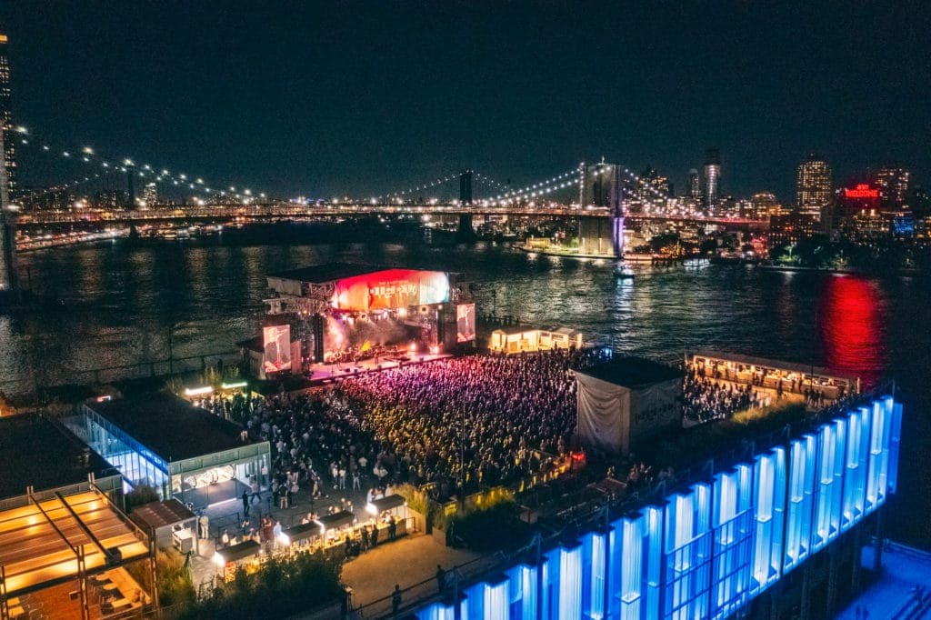 pier 17 rooftop concert