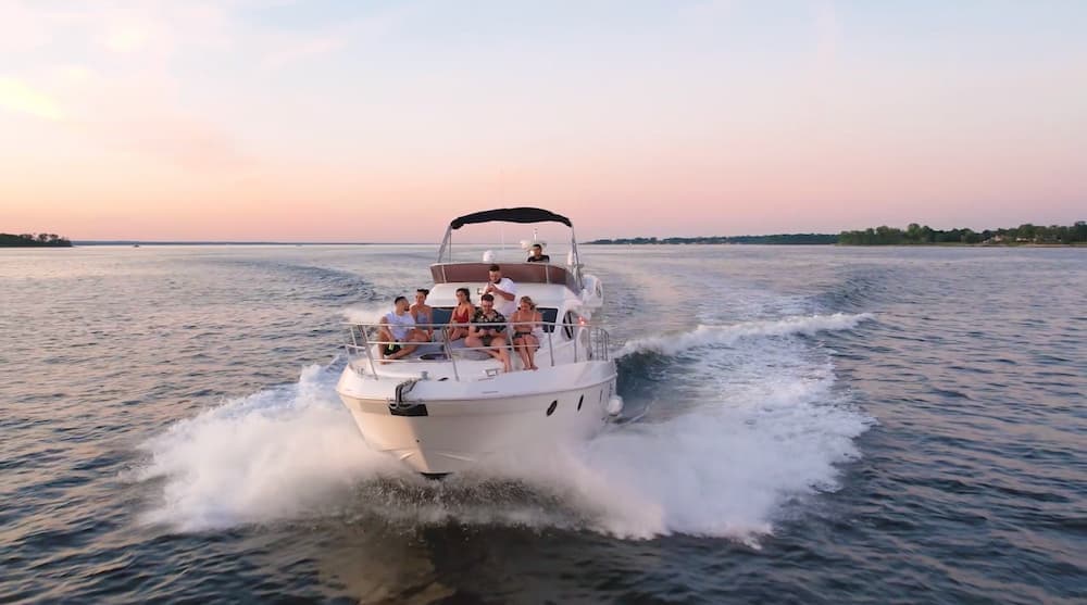 yacht image